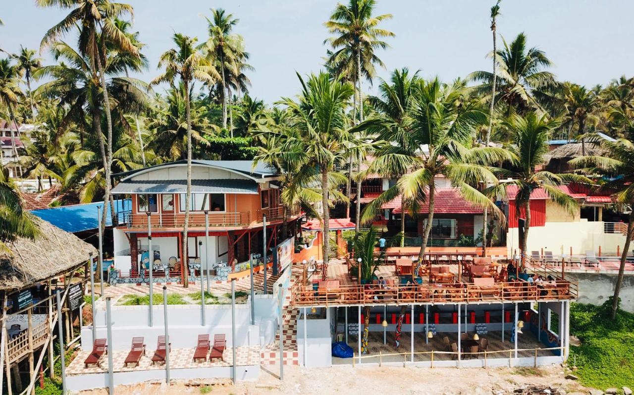 Black Beach Resort Varkala Buitenkant foto