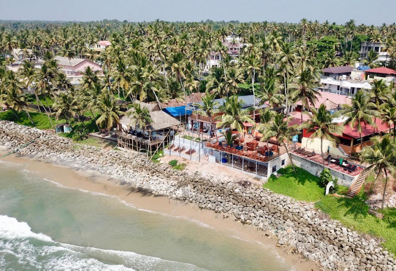 Black Beach Resort Varkala Buitenkant foto
