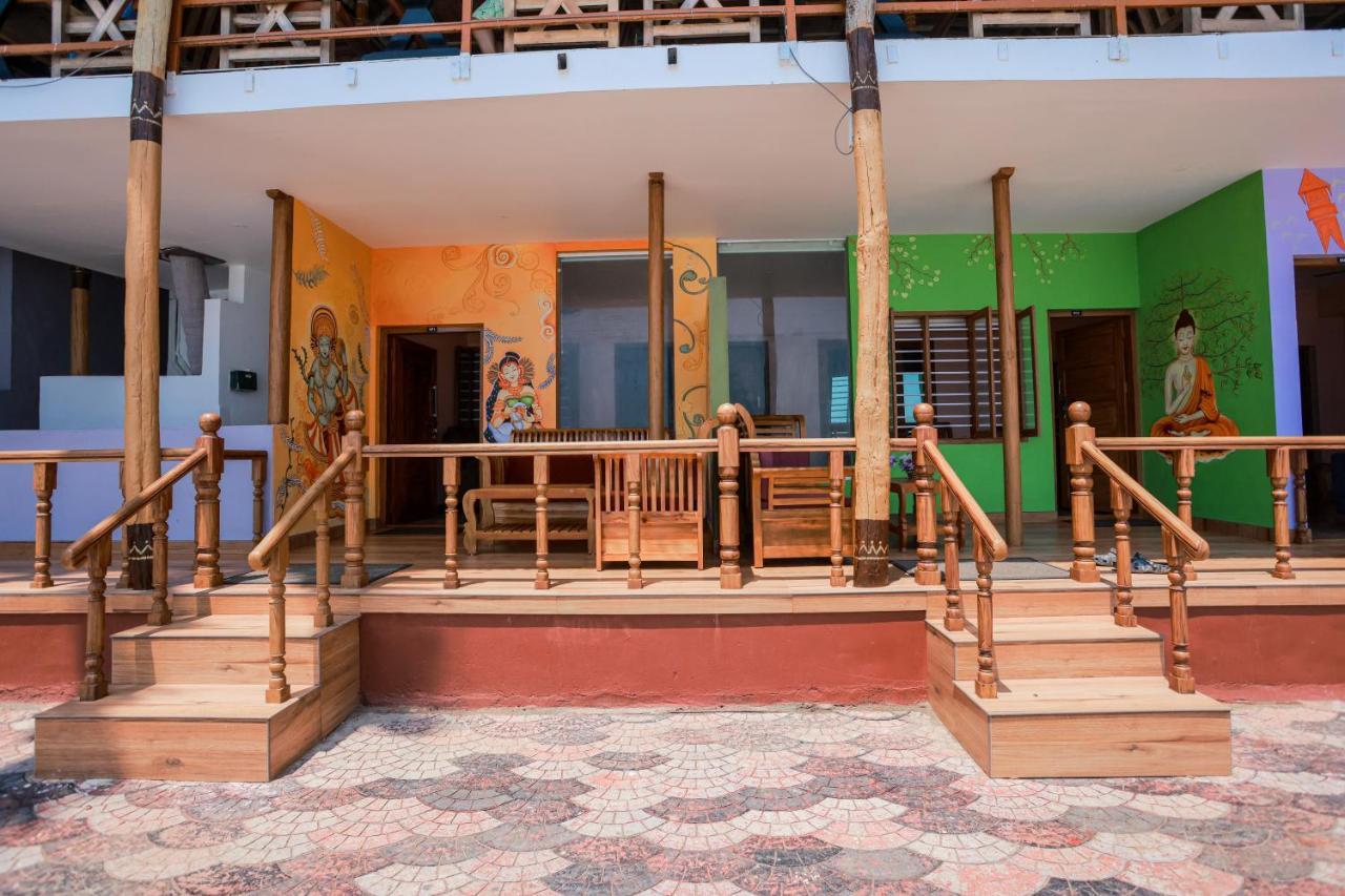Black Beach Resort Varkala Buitenkant foto