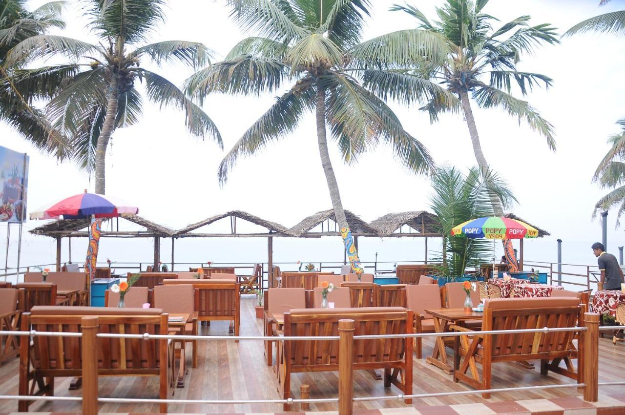 Black Beach Resort Varkala Buitenkant foto