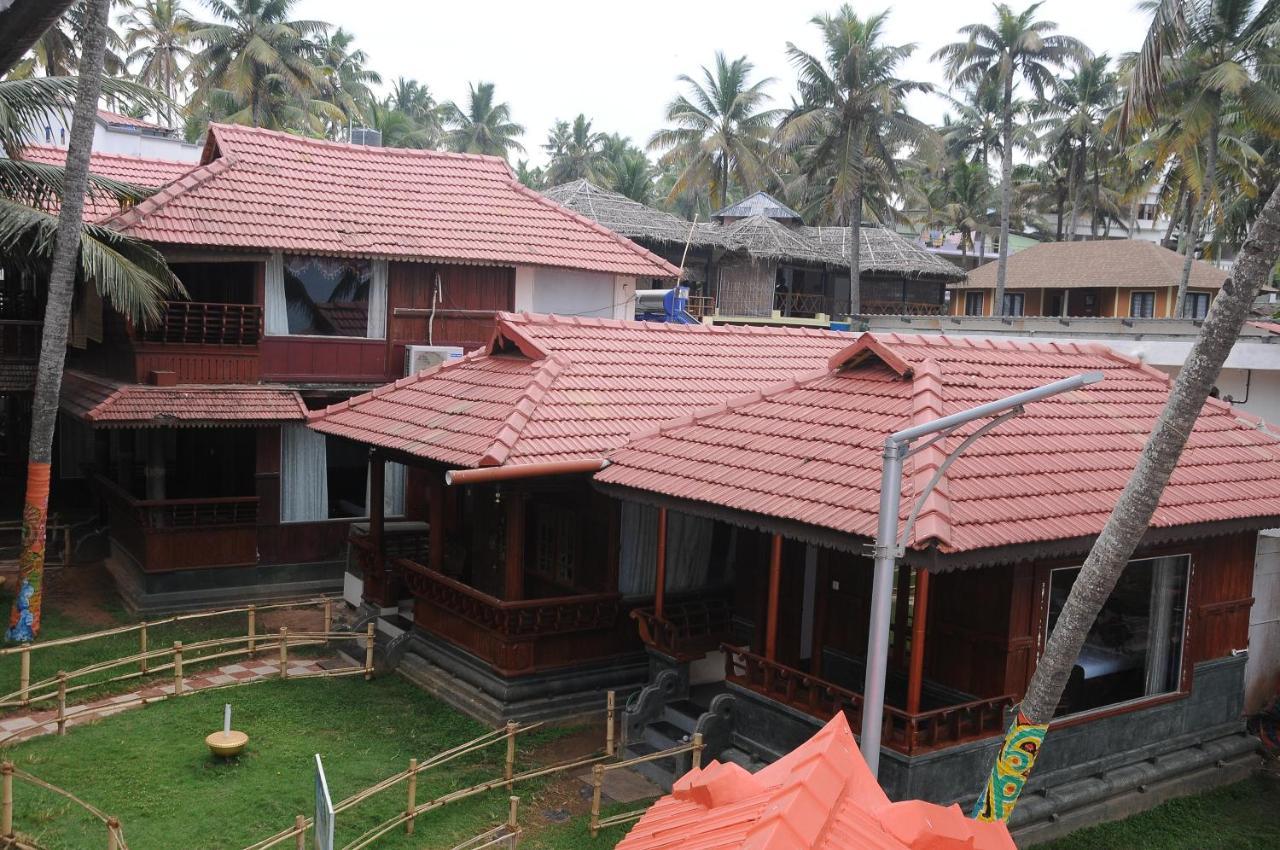 Black Beach Resort Varkala Buitenkant foto