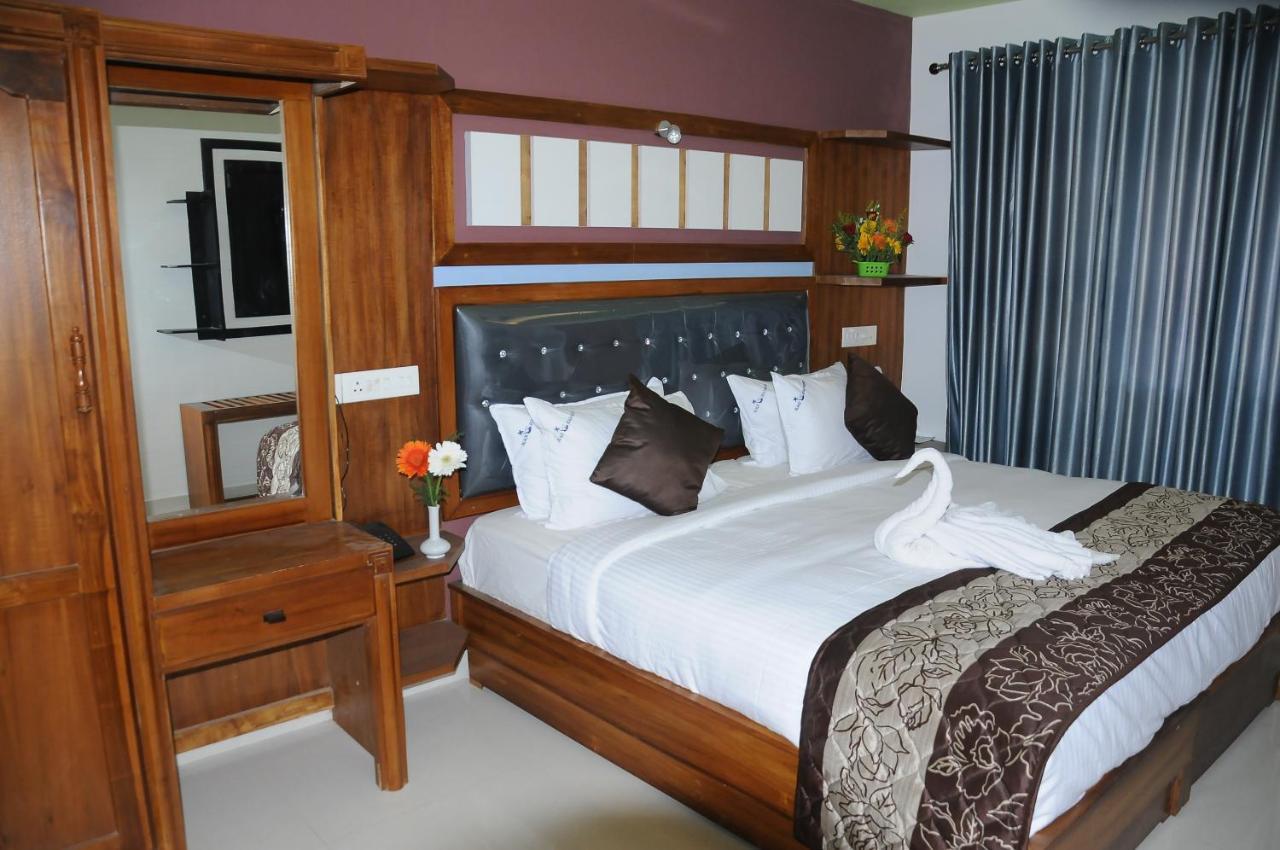 Black Beach Resort Varkala Buitenkant foto