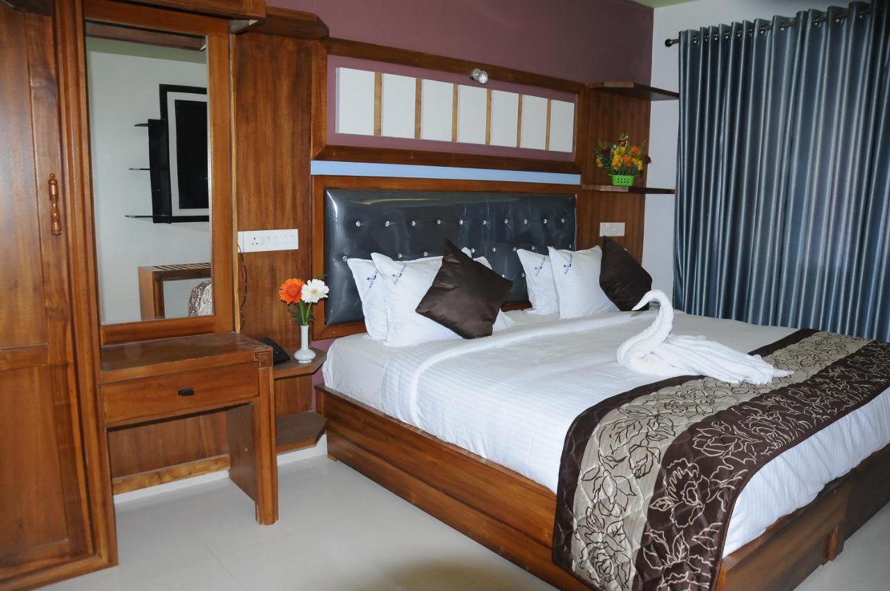 Black Beach Resort Varkala Buitenkant foto