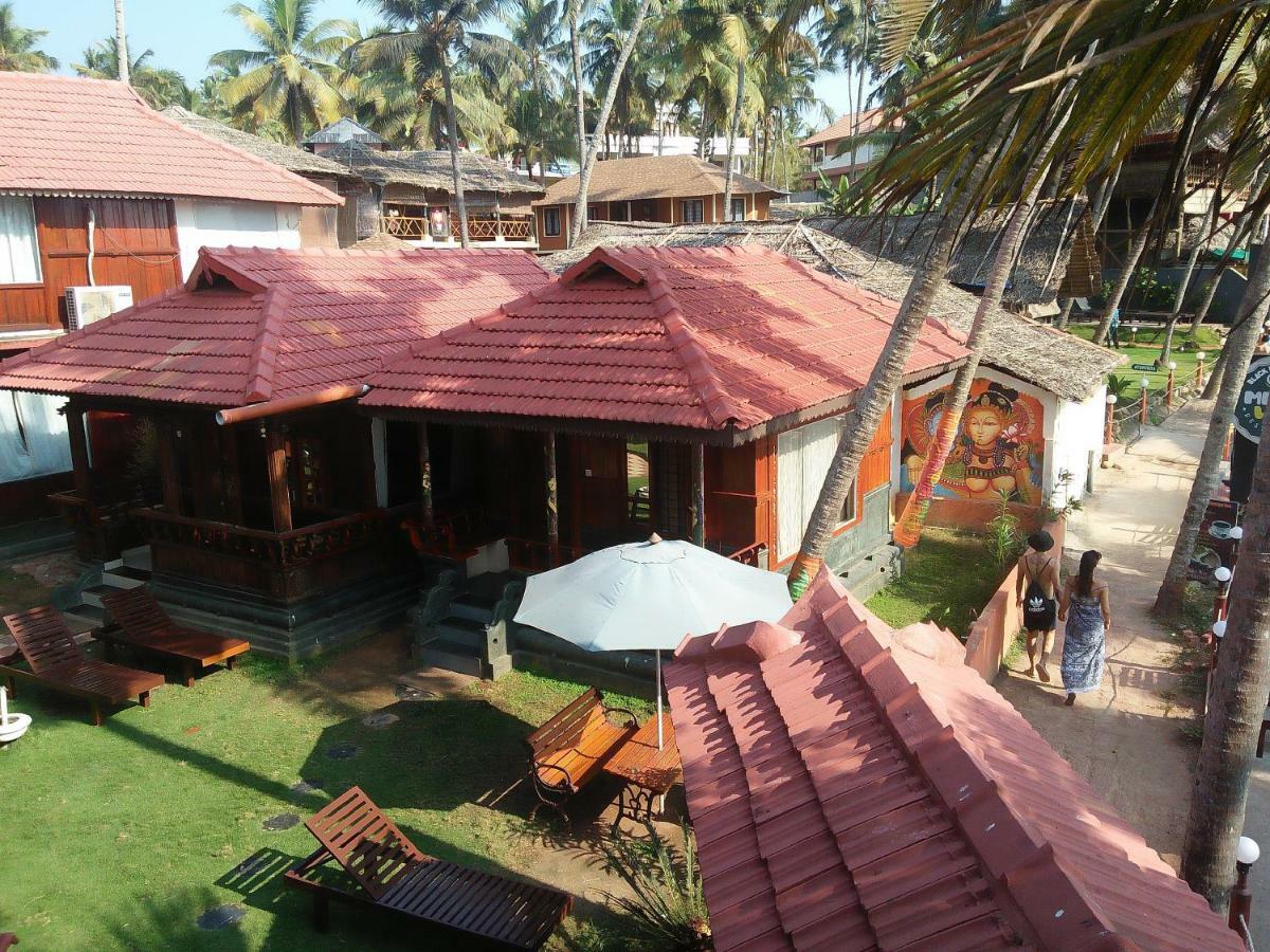 Black Beach Resort Varkala Buitenkant foto
